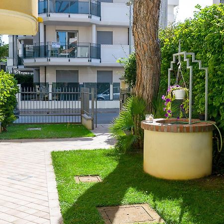 Residenza Raggio Apartment ริชโชเน ภายนอก รูปภาพ
