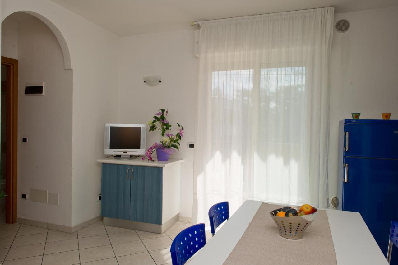 Residenza Raggio Apartment ริชโชเน ภายนอก รูปภาพ