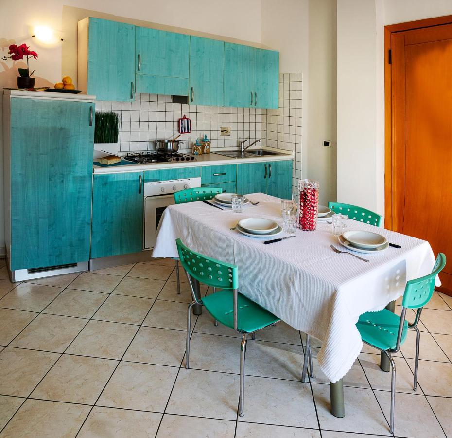 Residenza Raggio Apartment ริชโชเน ภายนอก รูปภาพ