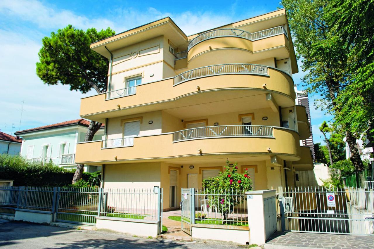 Residenza Raggio Apartment ริชโชเน ภายนอก รูปภาพ