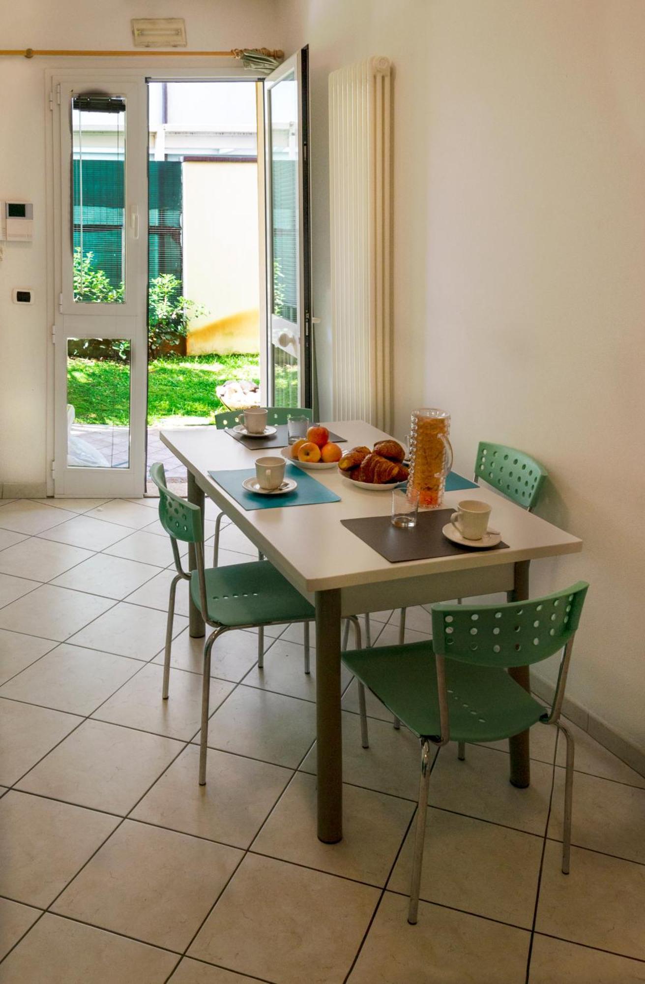 Residenza Raggio Apartment ริชโชเน ภายนอก รูปภาพ